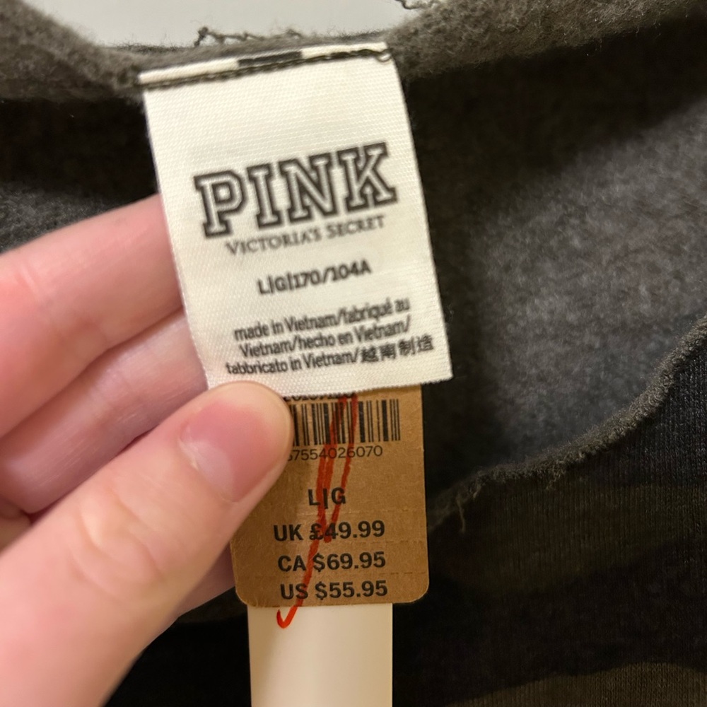 NWT PINK Oversized Camo print top - Picture 4 of 6